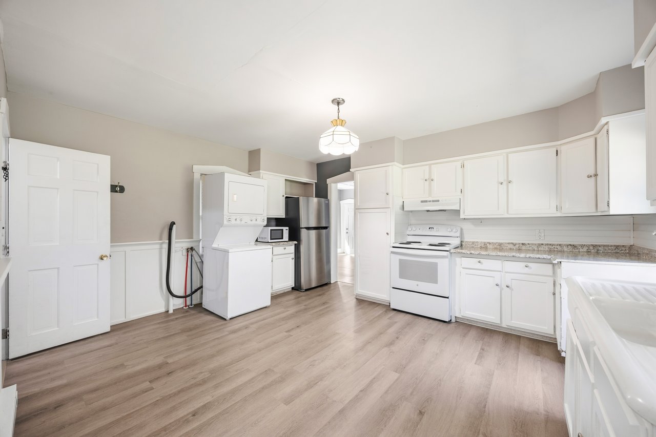 987 Main St, Vassalboro