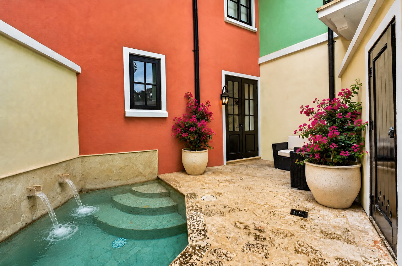 16 Avenida La Antigua | Renovated Turn- Key Living in the Heart of Las Catalinas