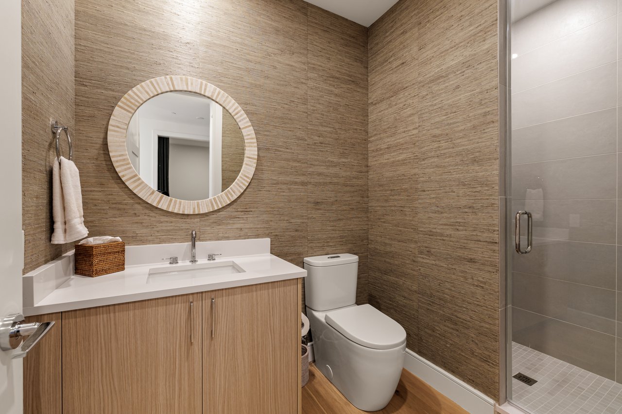 2425 Peachtree Road NE Unit 1406