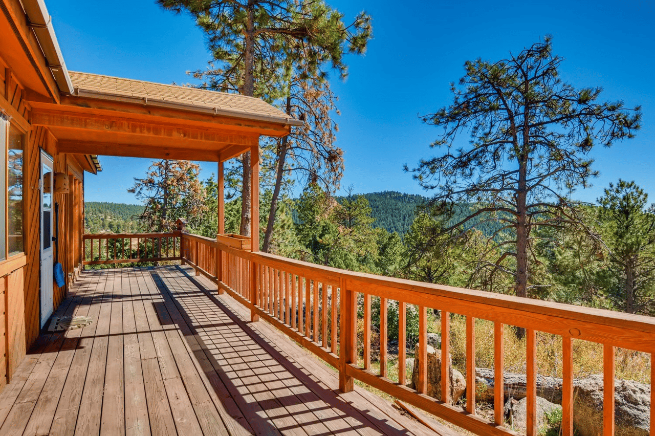Just Listed: Updated Mountain Refuge in Bailey