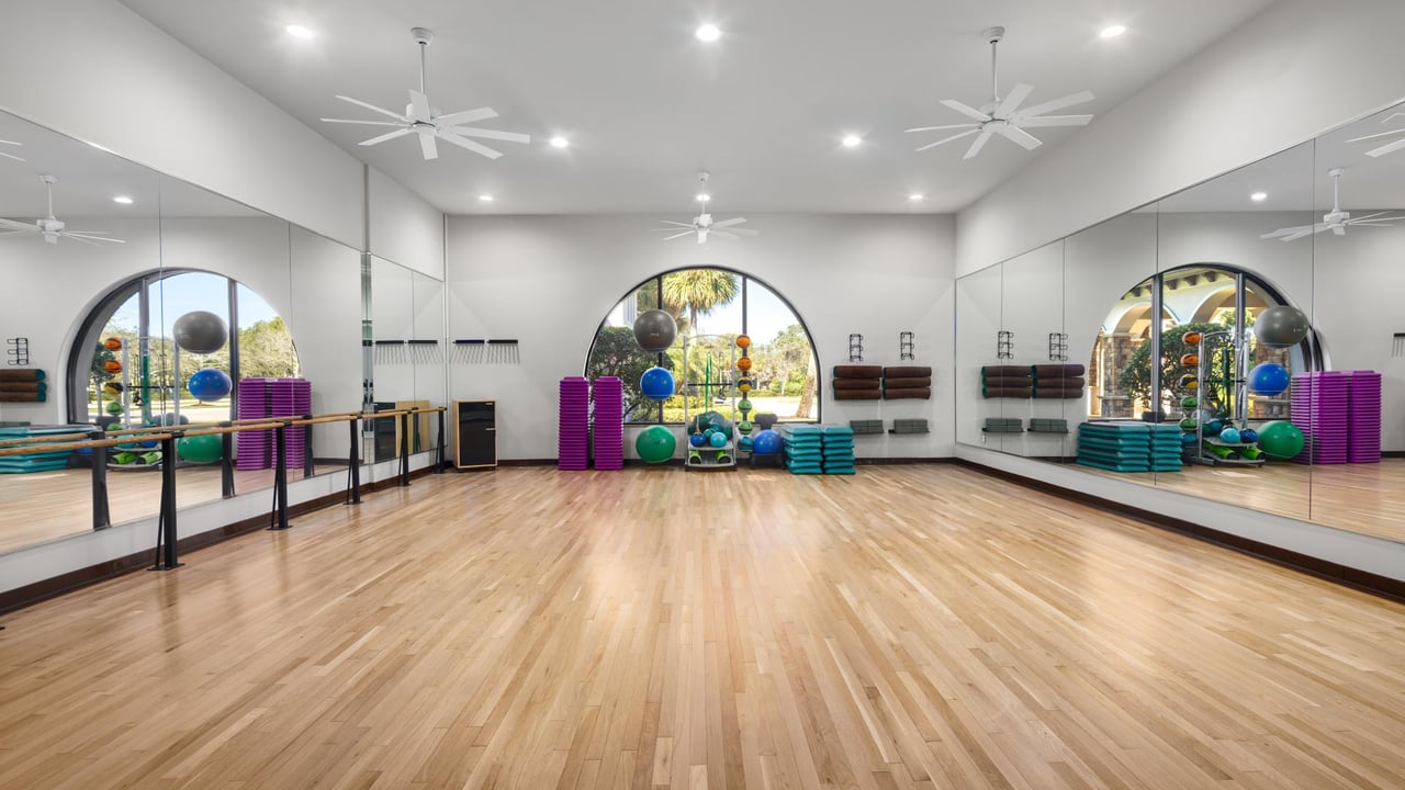 Saltgrass at Heron Bay