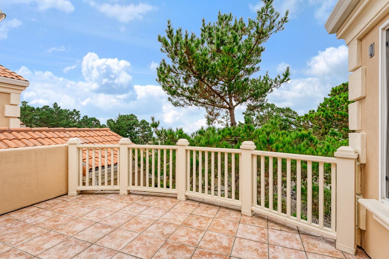 1 Overlook Pl, Monterey