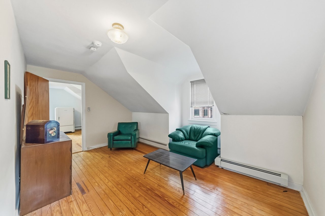 1028 Harvard Place, Fort Lee, NJ 07024