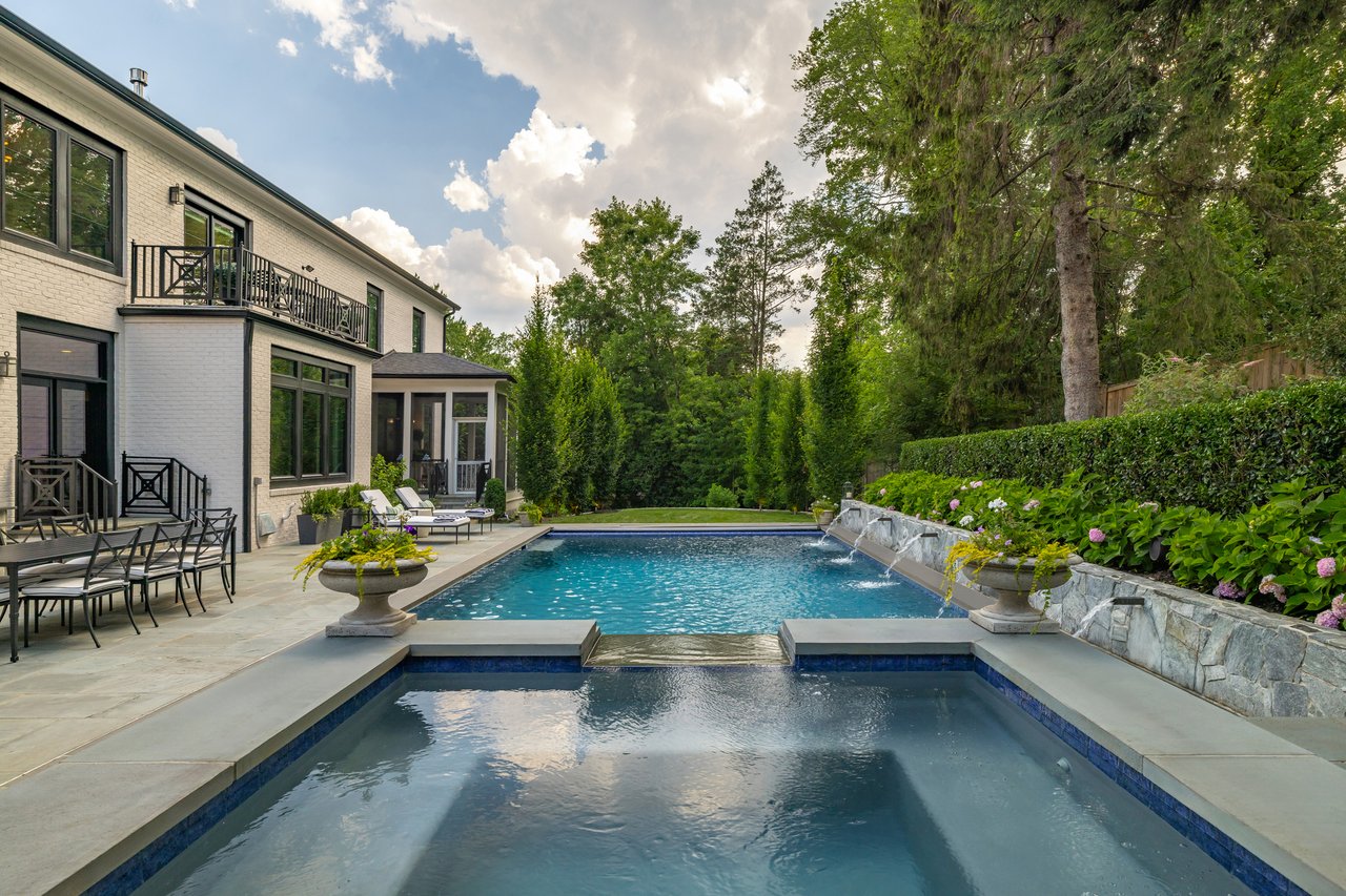 McLean, VA