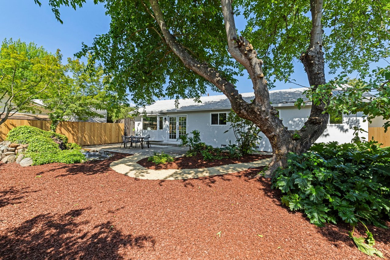 1007 Harold Ln