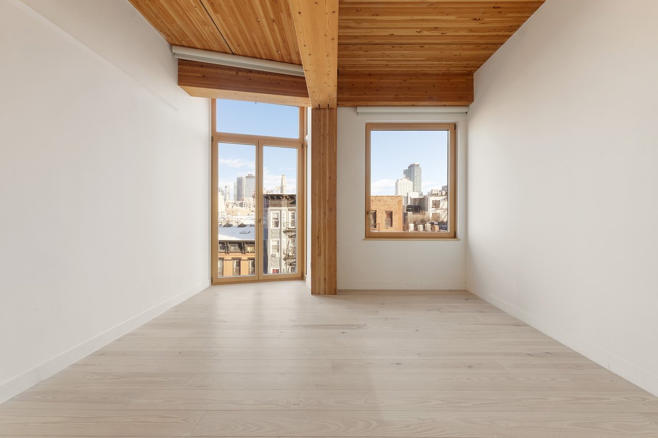 670 Union Street, 4A 