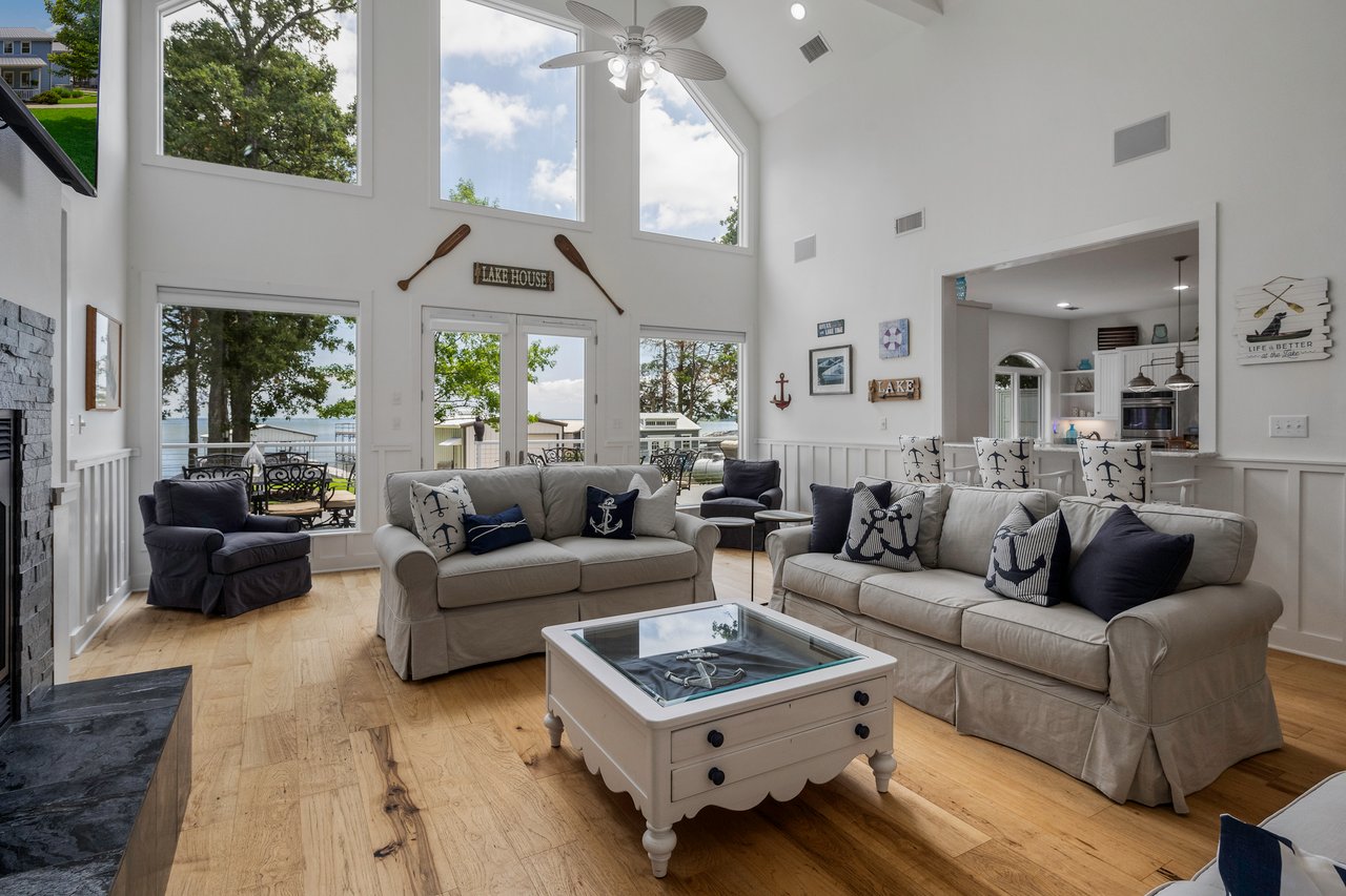 Lakefront Luxury
