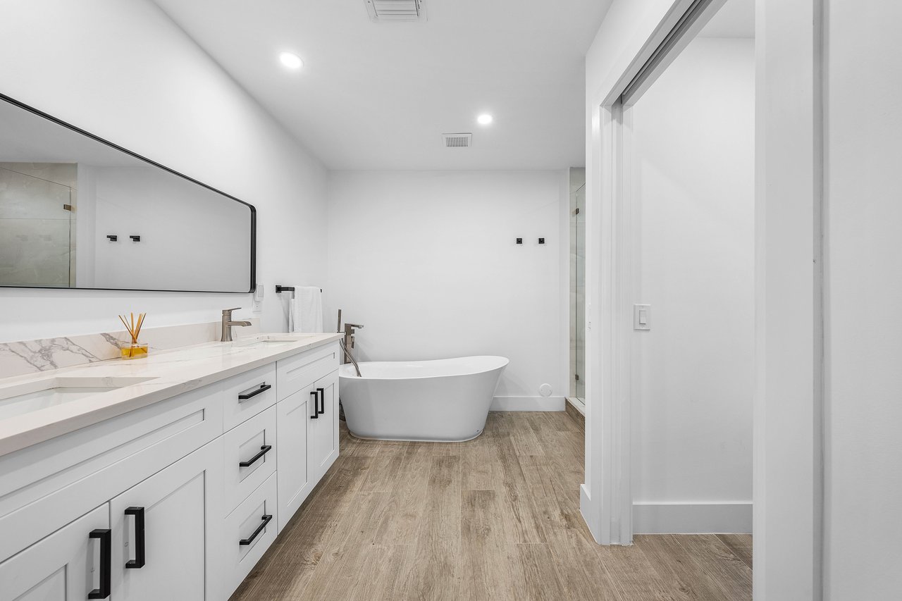 6229 Graycliff Drive A