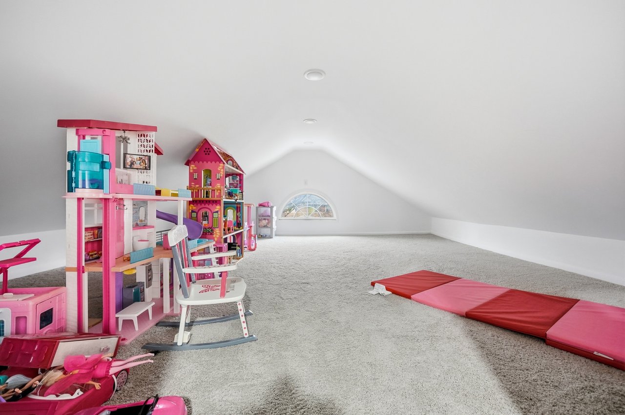 4009 Beechwood Avenue, Cincinnati, OH 45229 