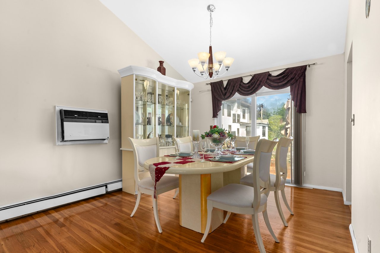21 Ellwood Avenue