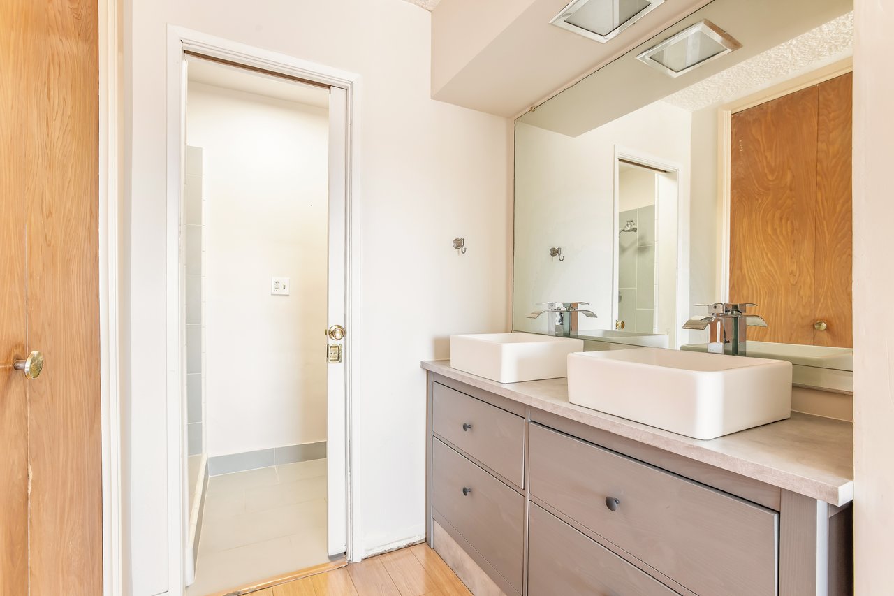 330 N Howard St Unit: 311
