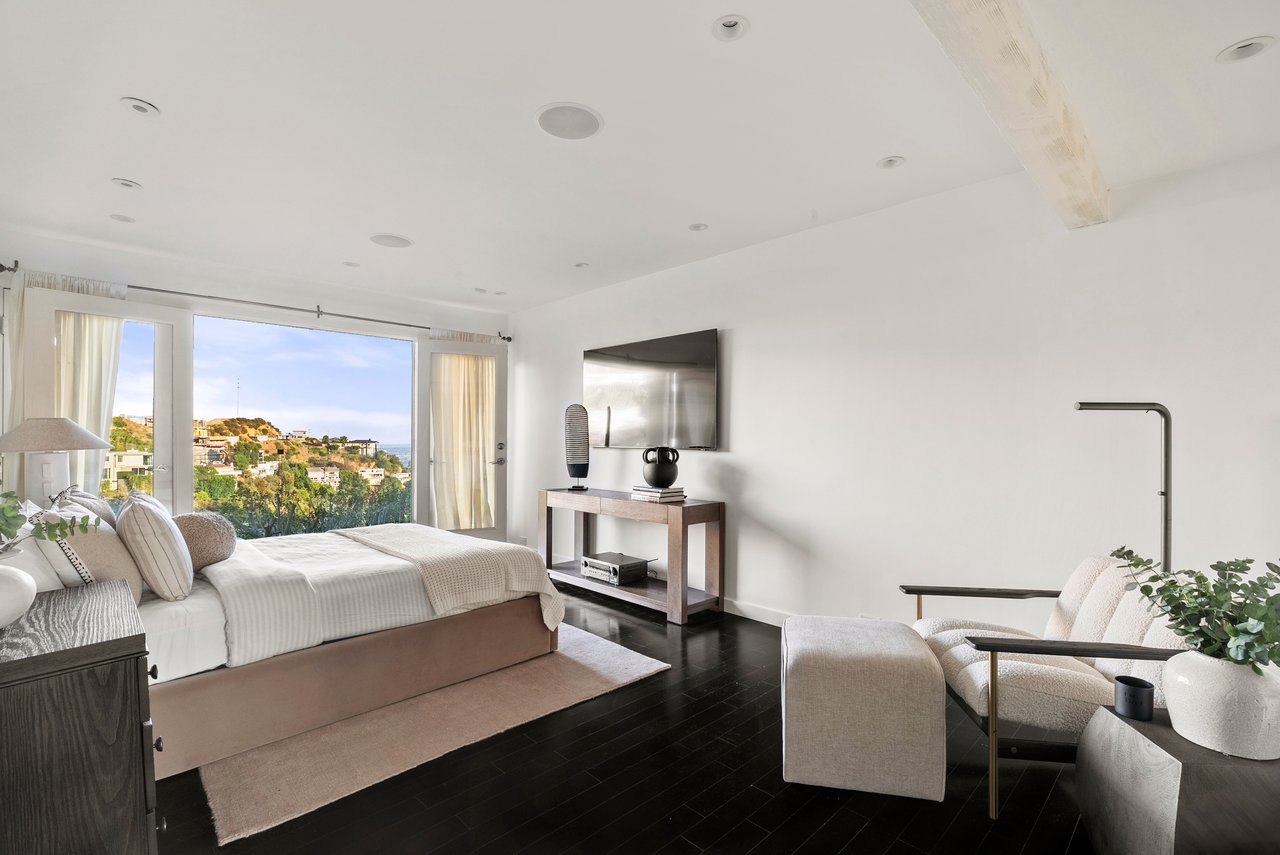 1640 Haslam Ter, Sunset Strip