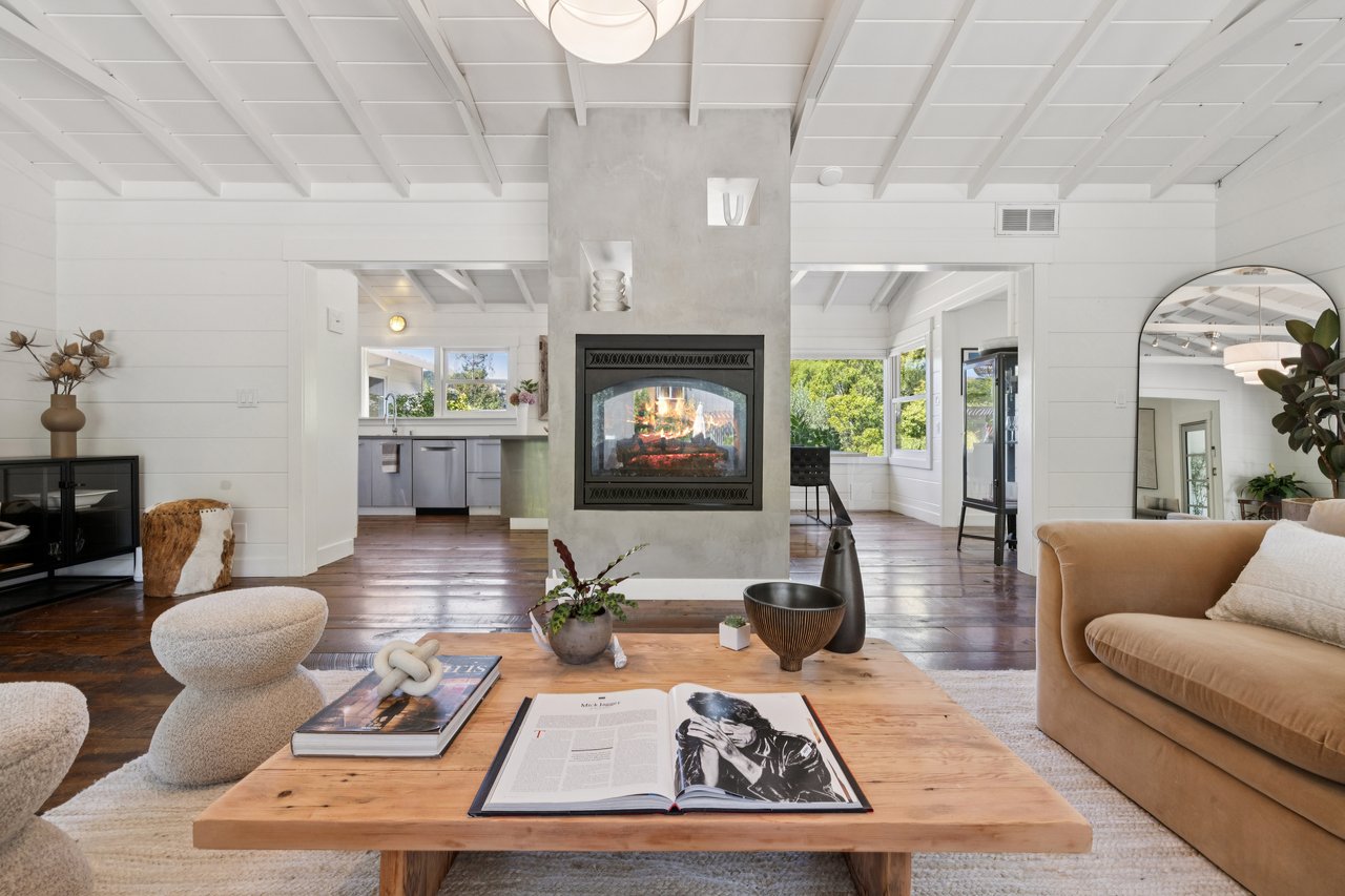139 Deer Hollow Rd