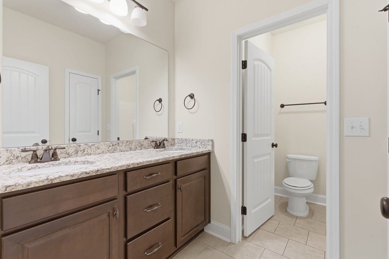 4 Bedroom Meridianville Home with Fully Fenced Yard!