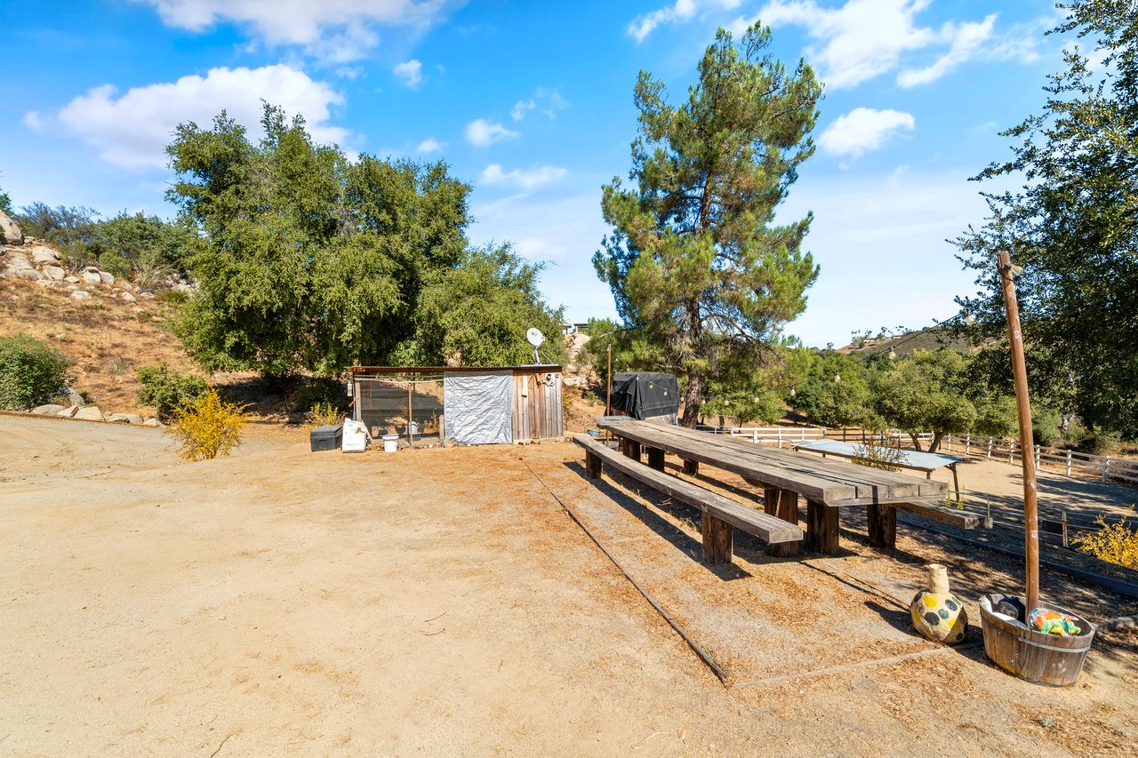 18590 Hombre Lane