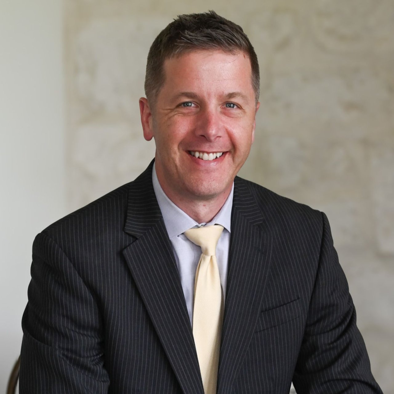 Peter Jones Clive, IA Real Estate Agent Headshot