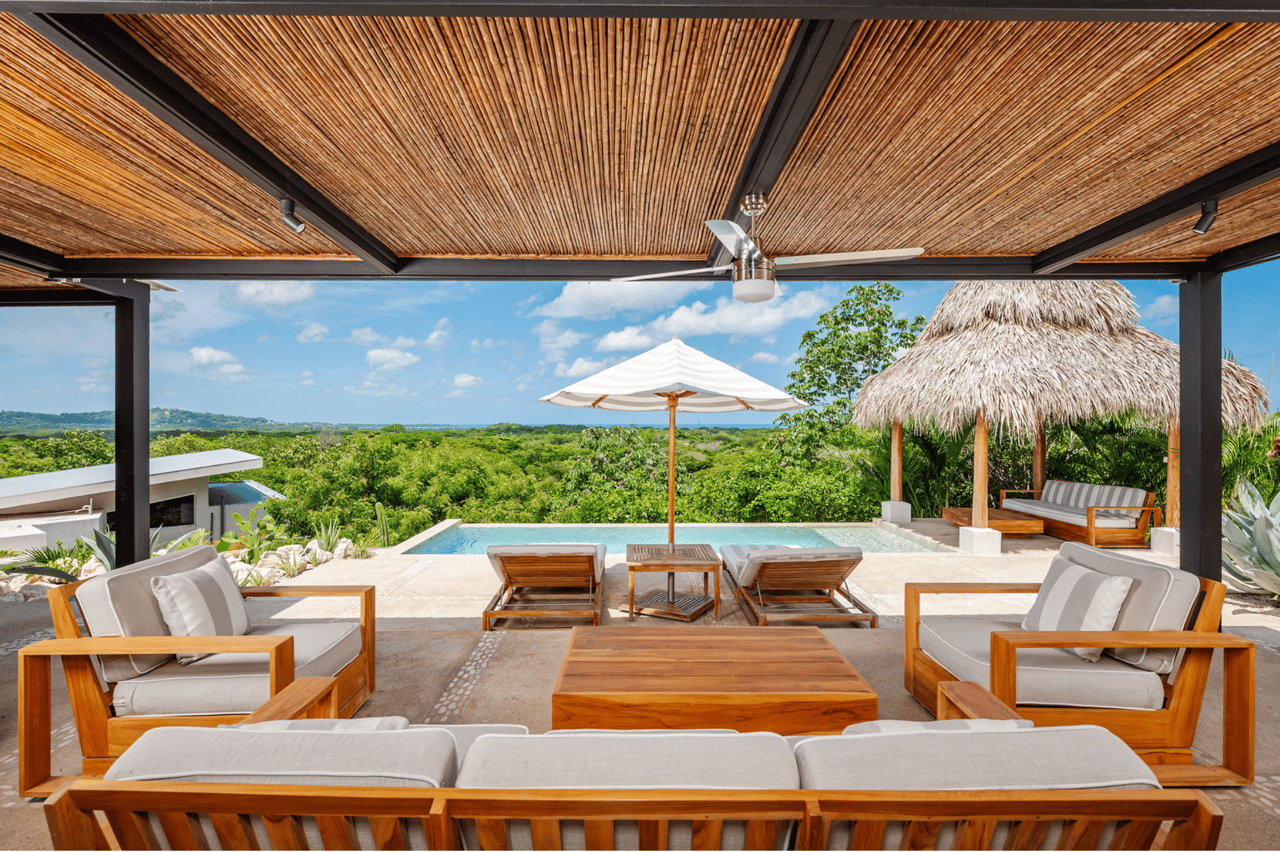 Casa Salinas – 3 beds ocean view home in playa grande