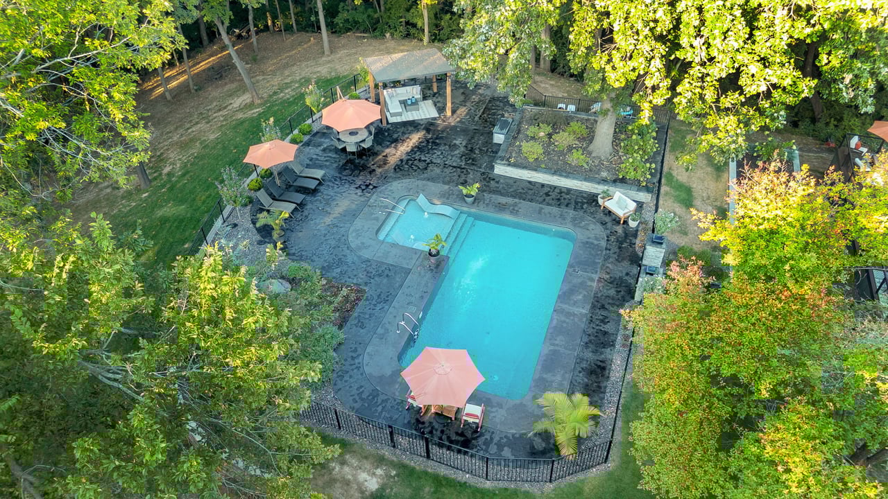 3732 Runnymede Drive