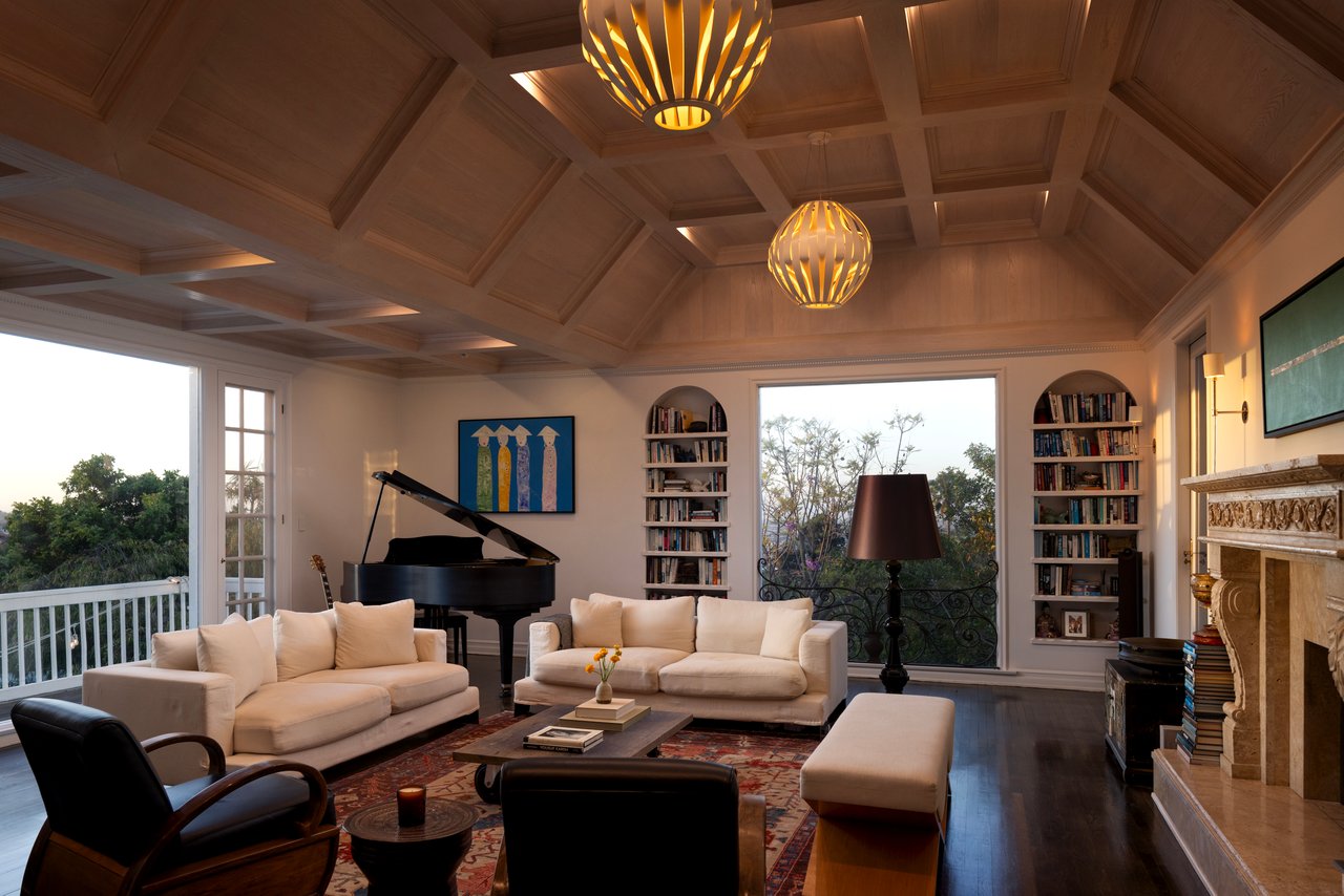2558 Glendower Ave, Los Feliz