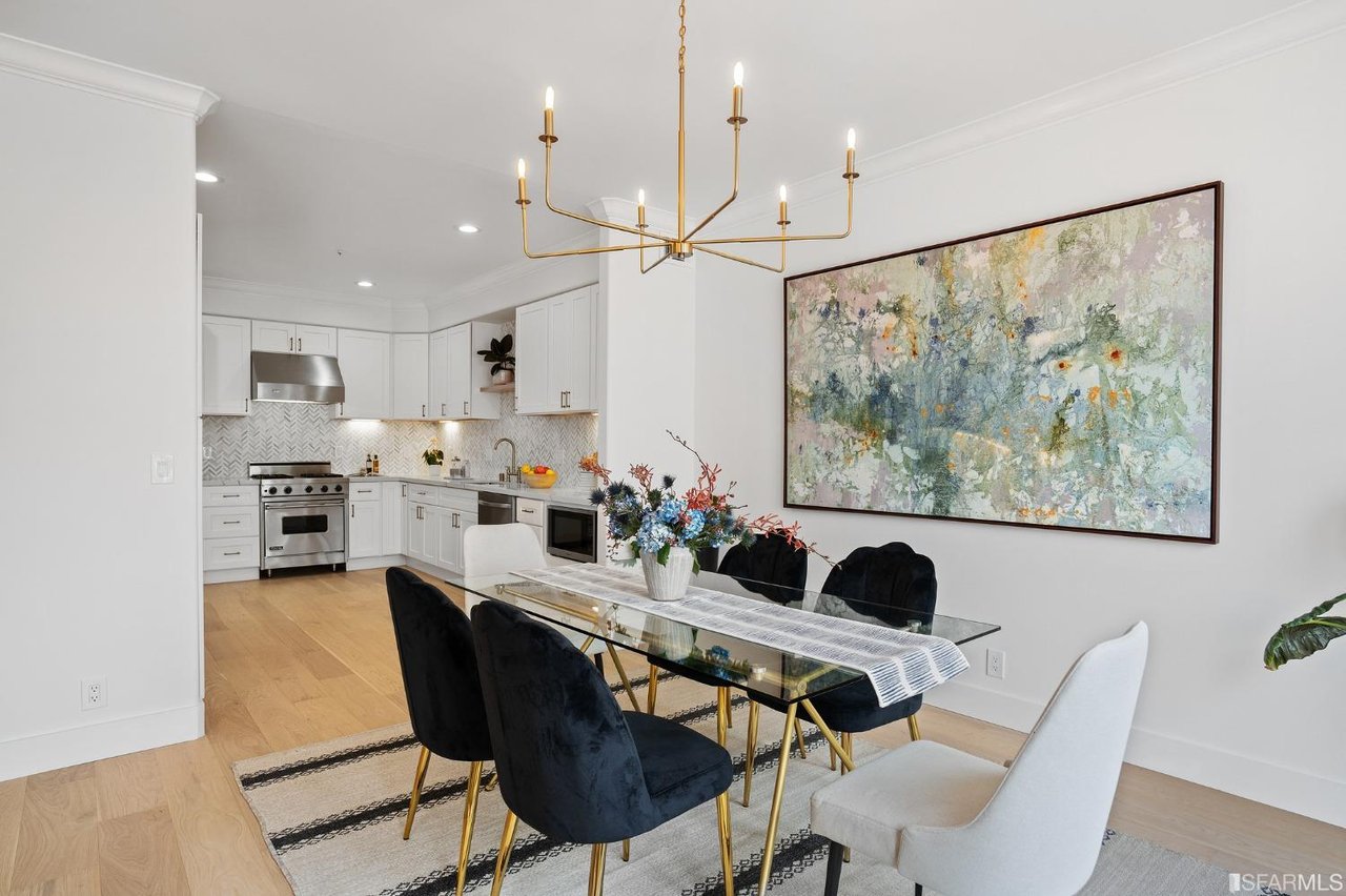 128 Wood St #3