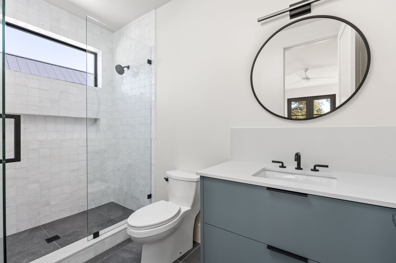 Forest Hills Residence