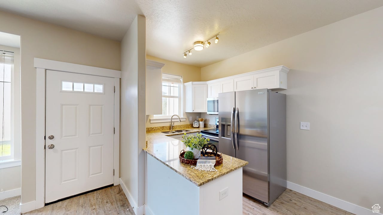 1789 E Skyline Dr #H2