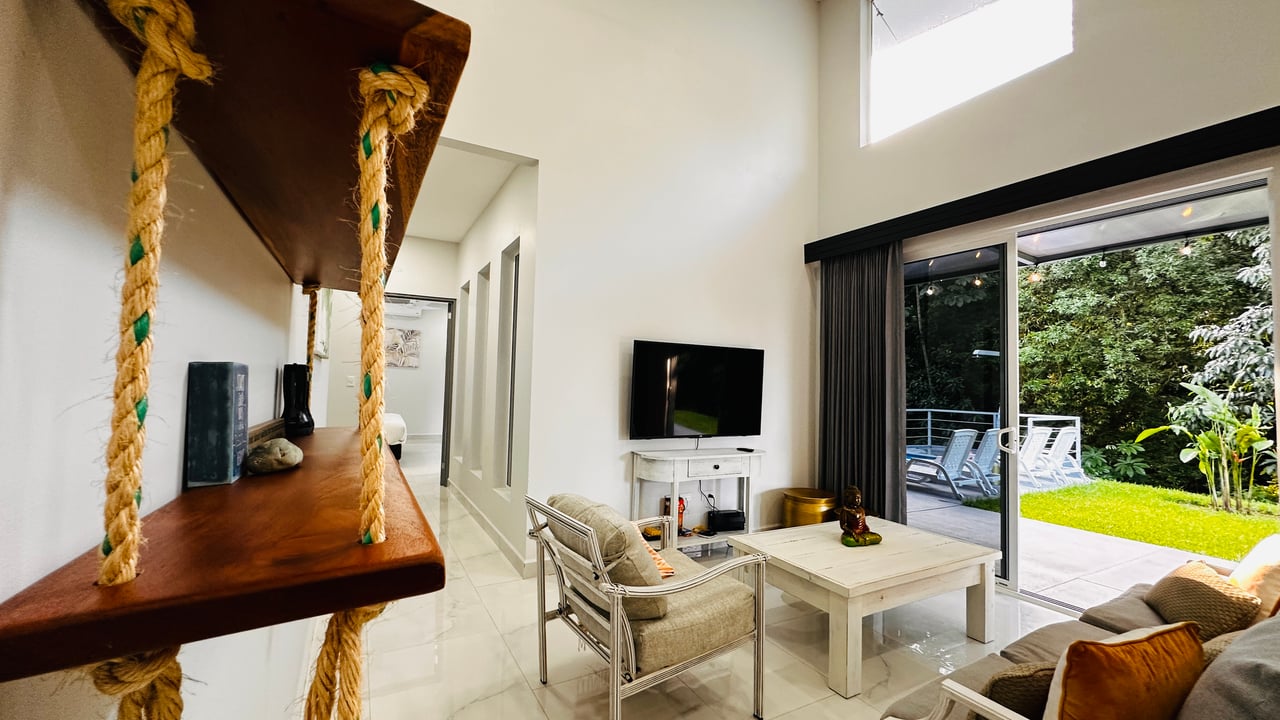 Perfect for Families or a Peaceful Retirement, Uvita Pacific Ocean Town