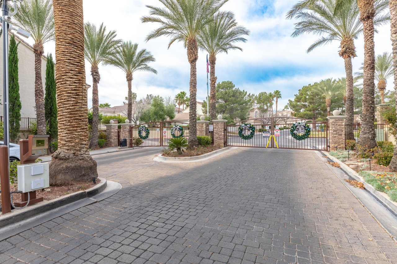 1804 Relate Court