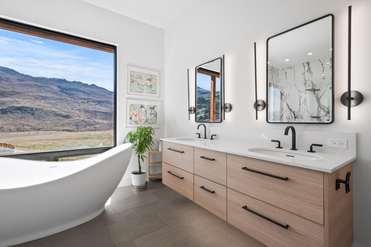 2024 Classic Contemporary Farmhouse with Staggering Mount Sopris Views