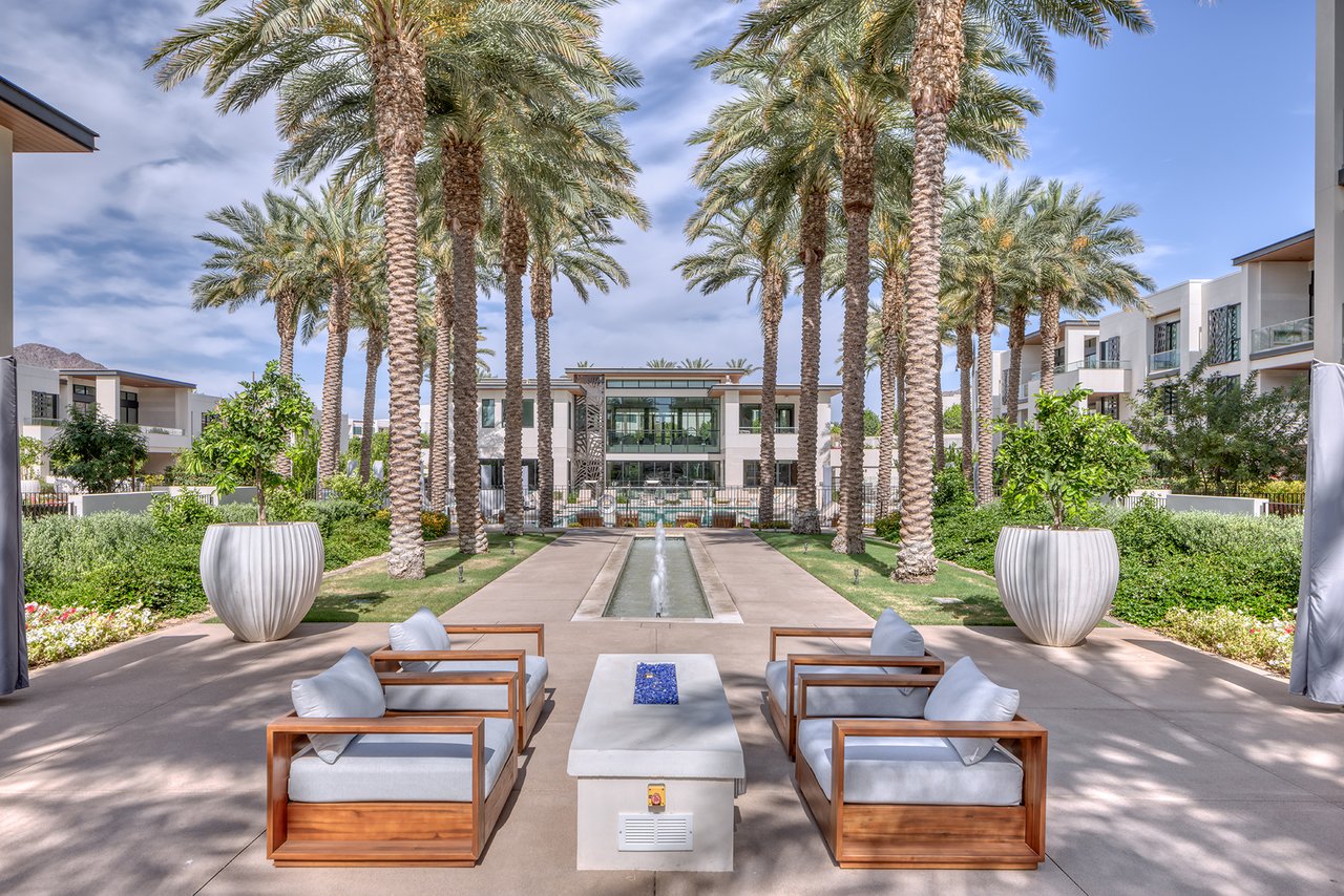 6587 N PALMERAIE Boulevard, 3006