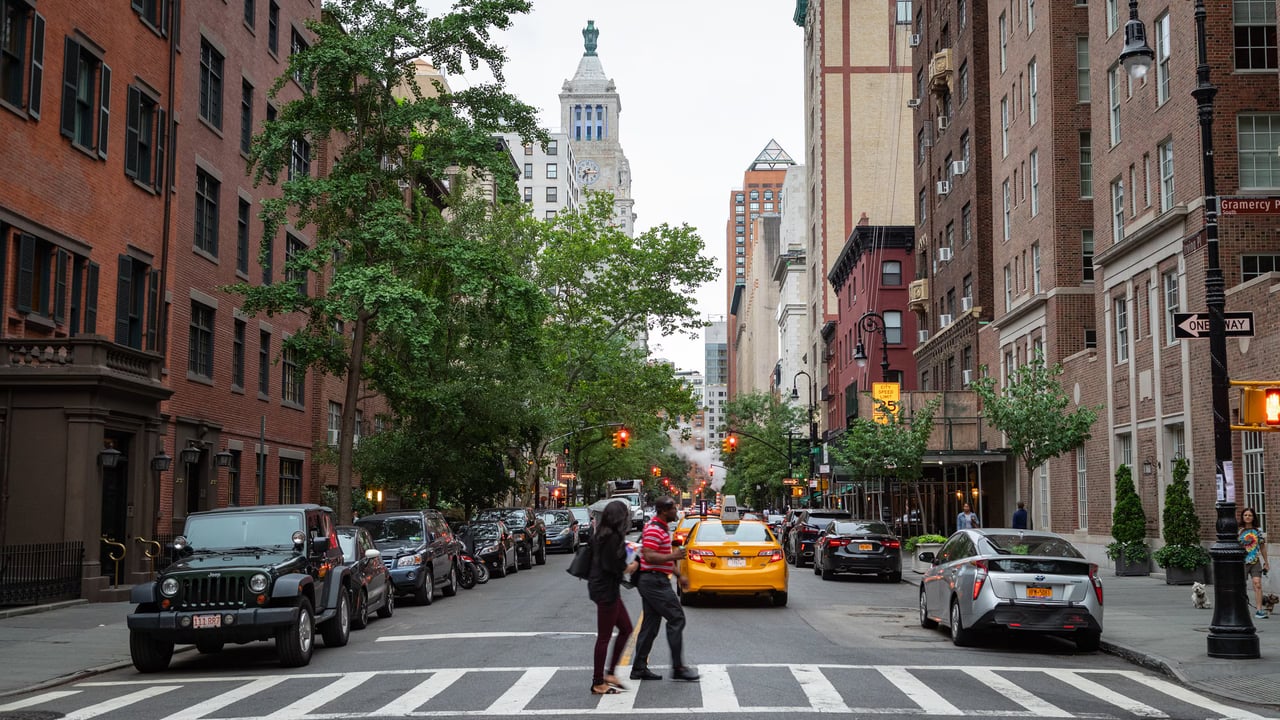 A Day in Gramercy: What Living in This Iconic Area Looks Like