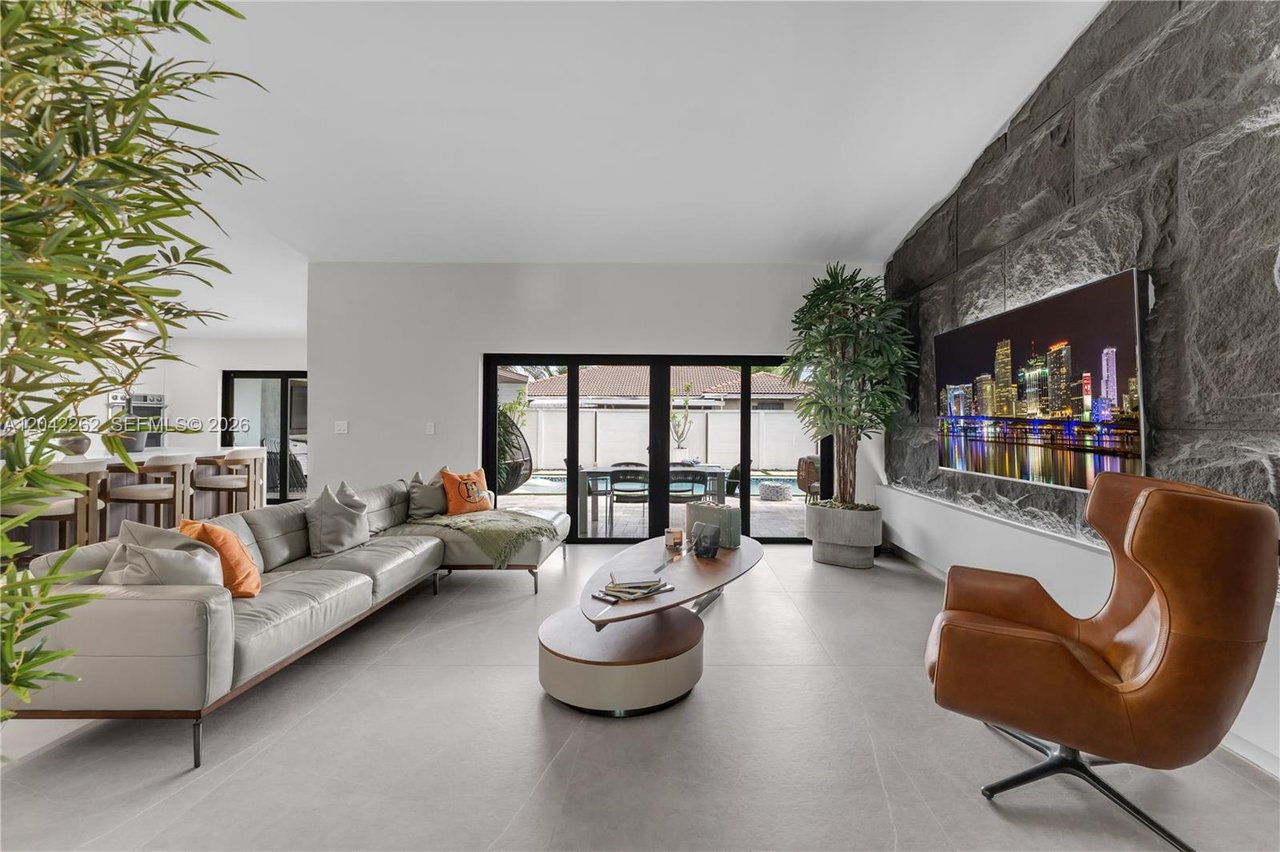 12772-sw-209-street-miami-home-for-sale