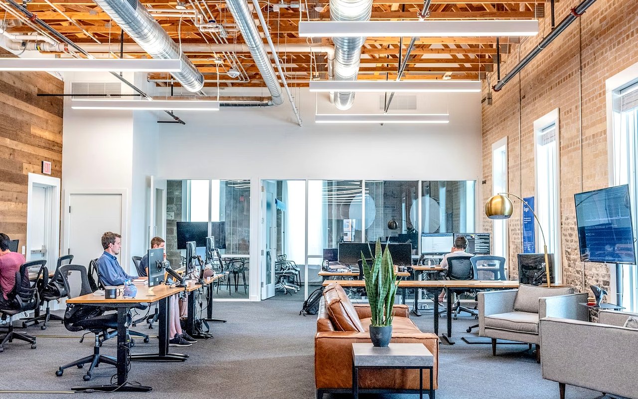 Co-Working & Entrepreneurial Spaces Near La Cañada Flintridge