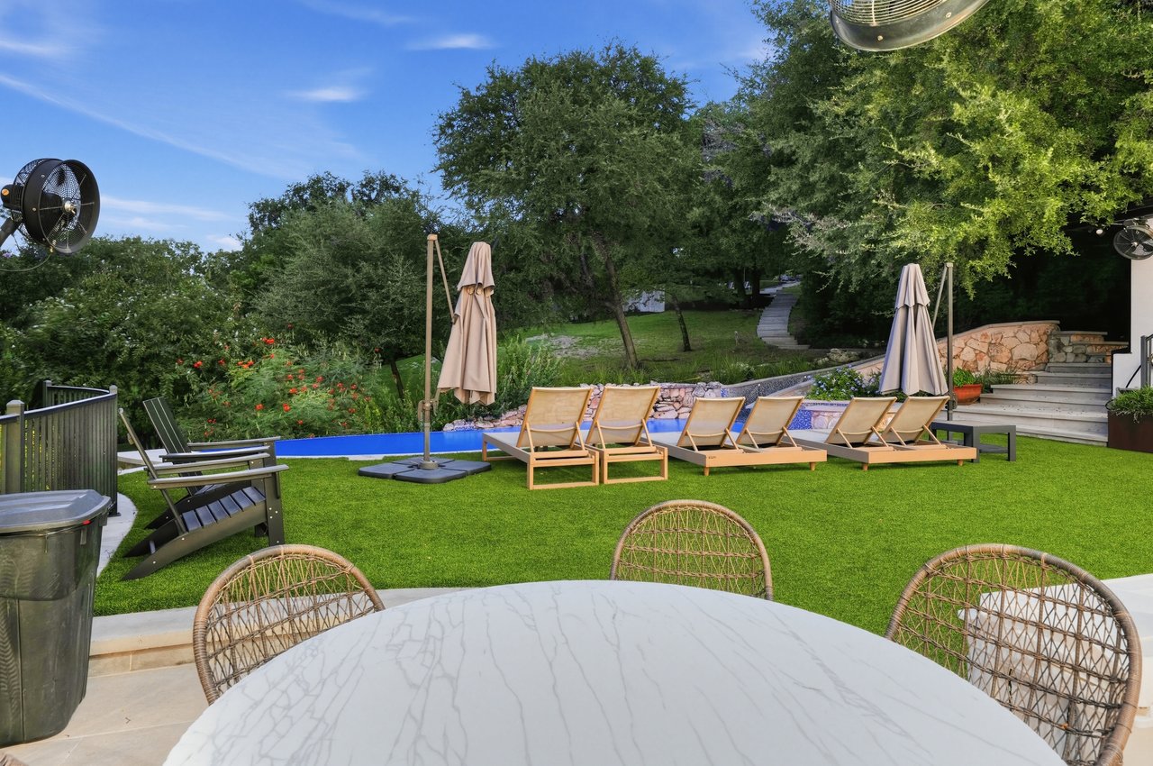 THE CANOPY 3.3 private acres in the heart of West Lake Hills.