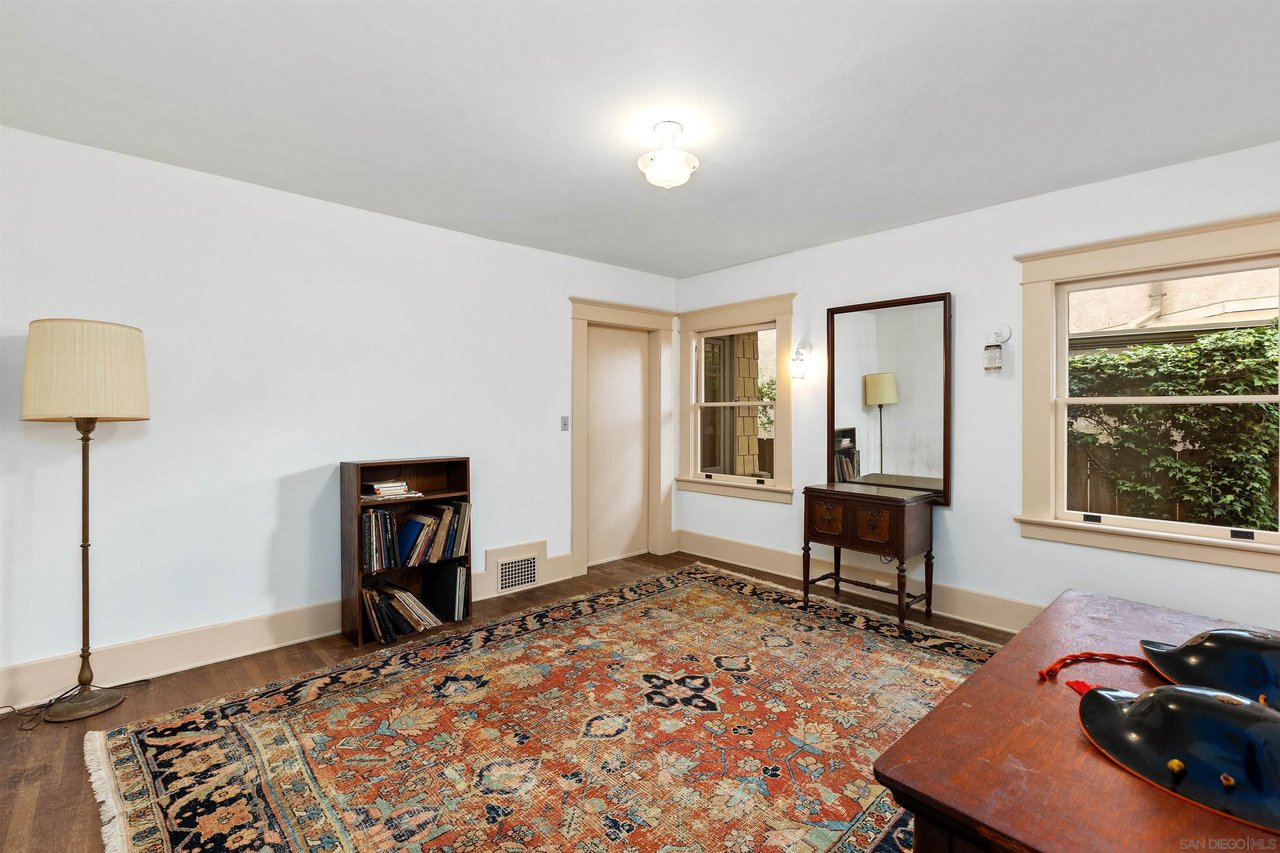 1884 Lyndon Rd San Diego, CA 