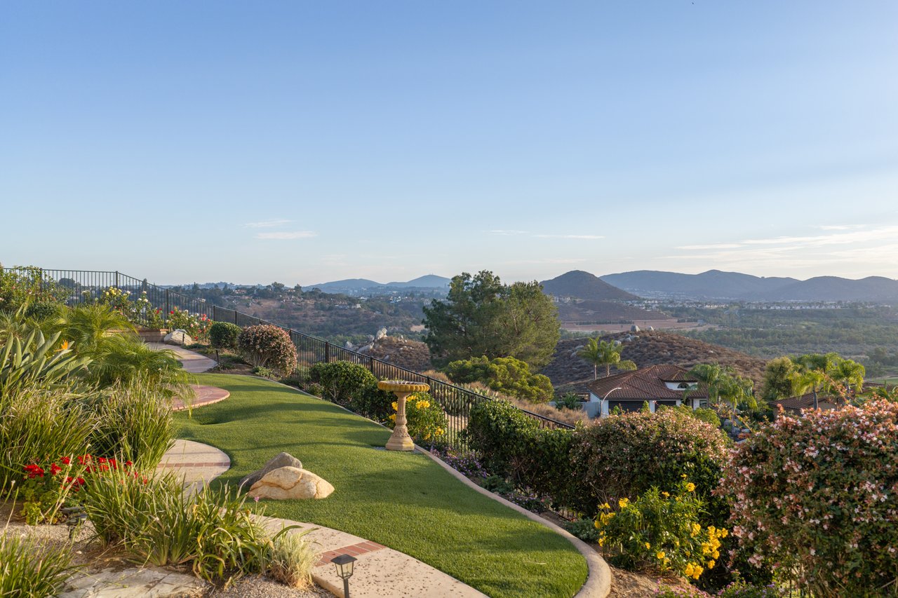4045 Vortex Place | Escondido