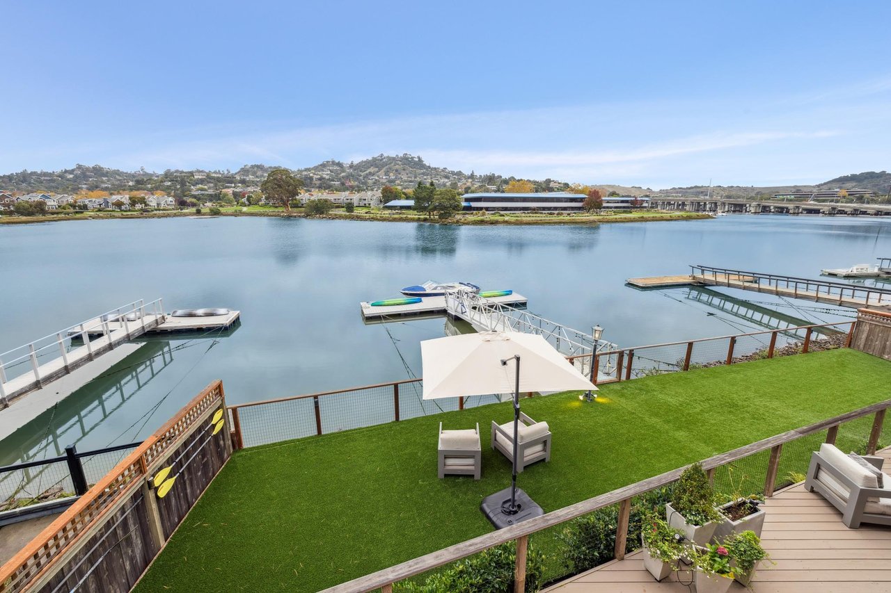 Luxurious Waterfront Home in Larkspur Marina