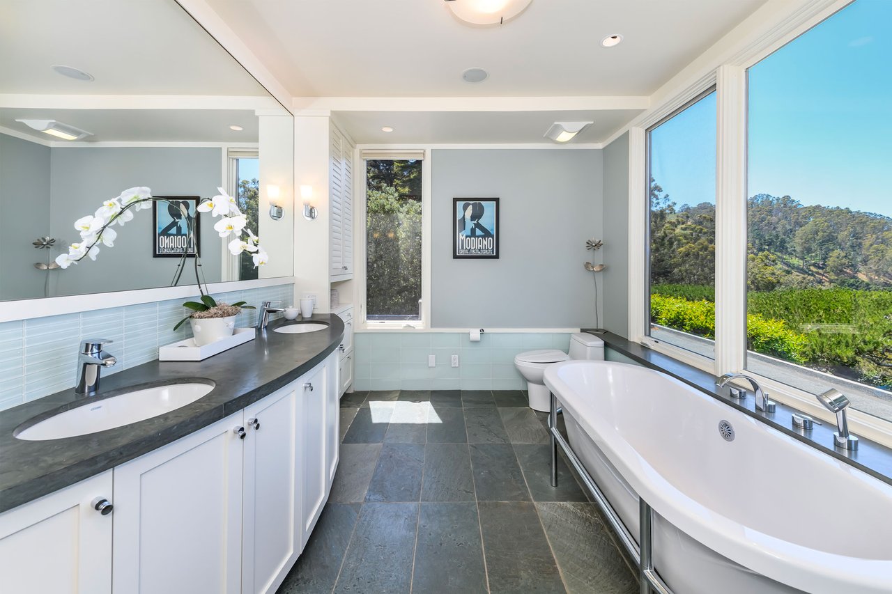 110 Cloud View Rd