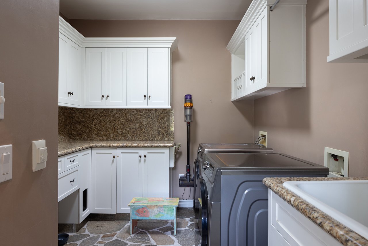 Carmel Valley Country Living