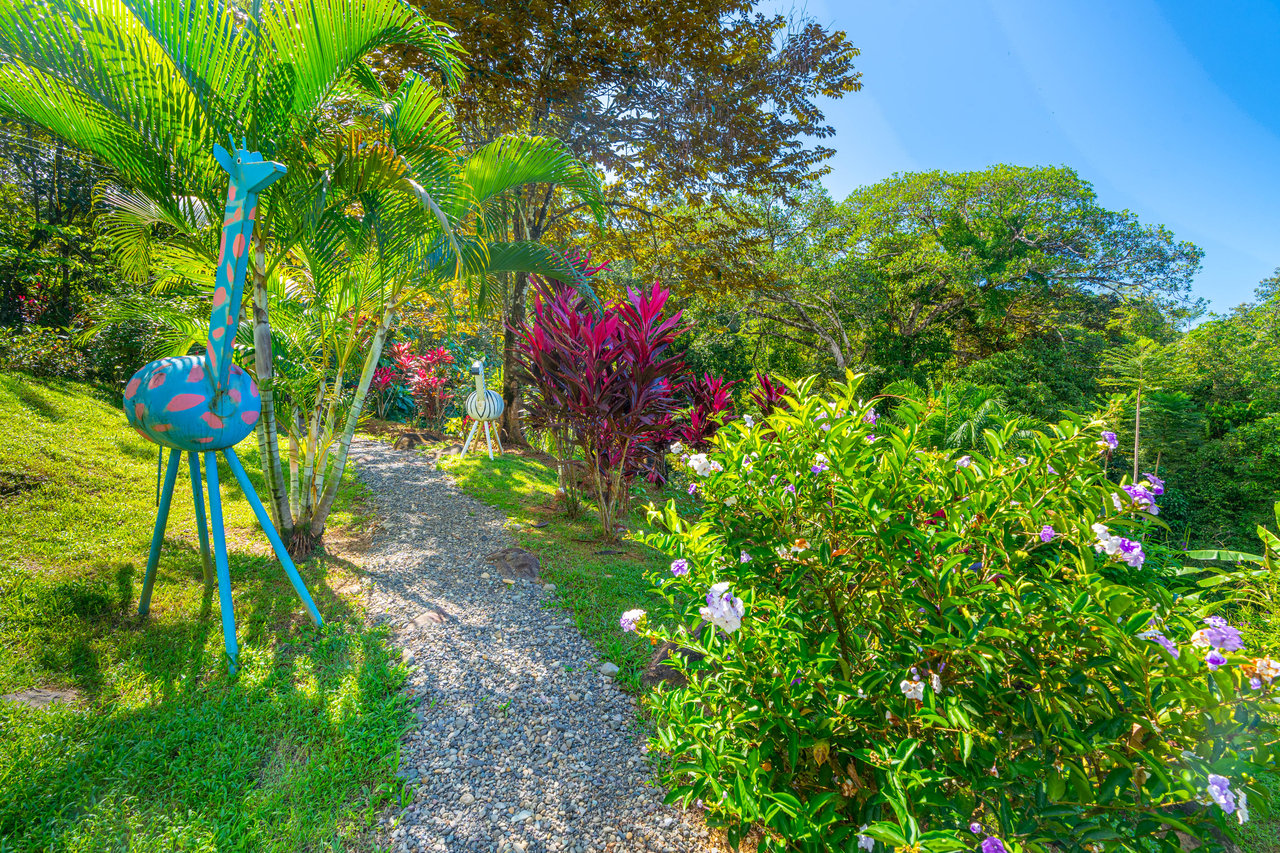 Casa by the Sea, Uvita Home and Casita