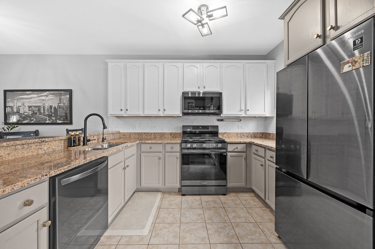 1103 Longwood Dr