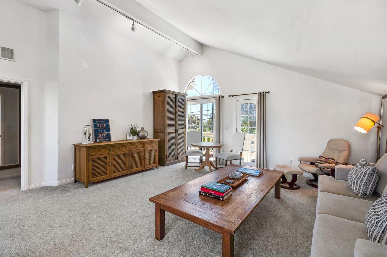 Malibu Guest House For Lease