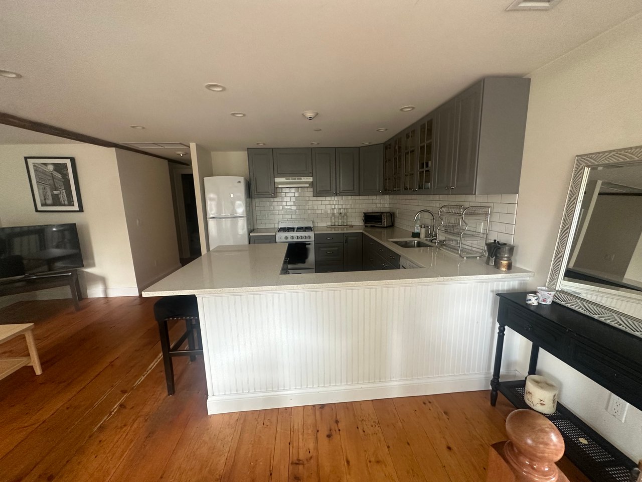 125 Main Street (Apartment)