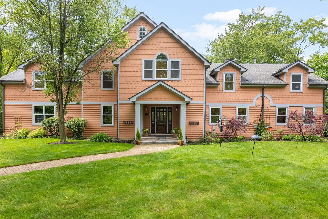 1520 Telegraph Road, Lake Forest