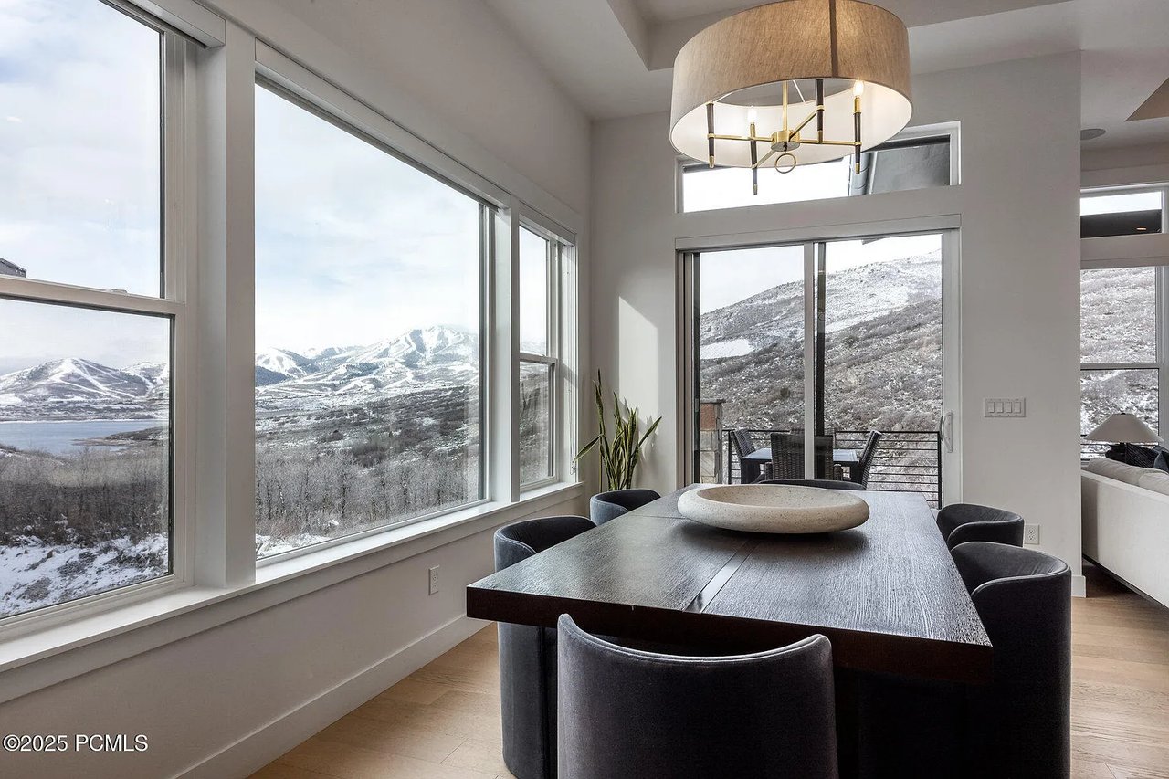 12709 N Belaview Way