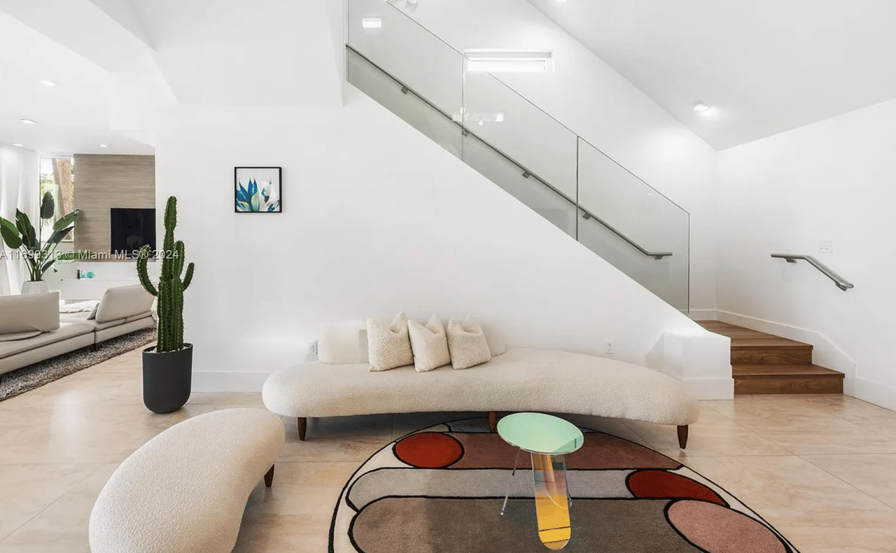 323 Atlantic Ave, Sunny Isles Beach, FL 33160