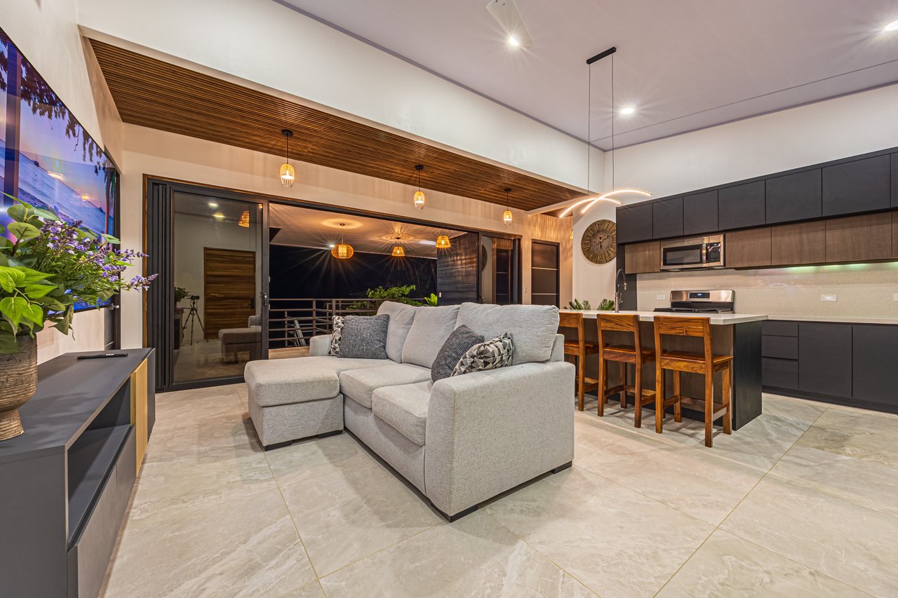 Villa del Altamonte, Best Ocean View Home in the Hills of Uvita.