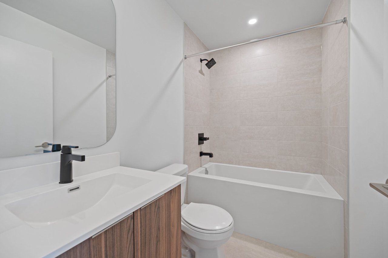 15 Richardson Street Unit: 532