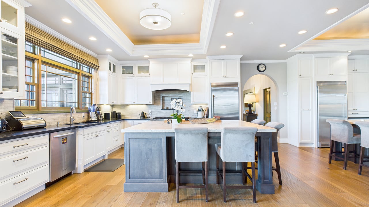 The Pezzy King Estate