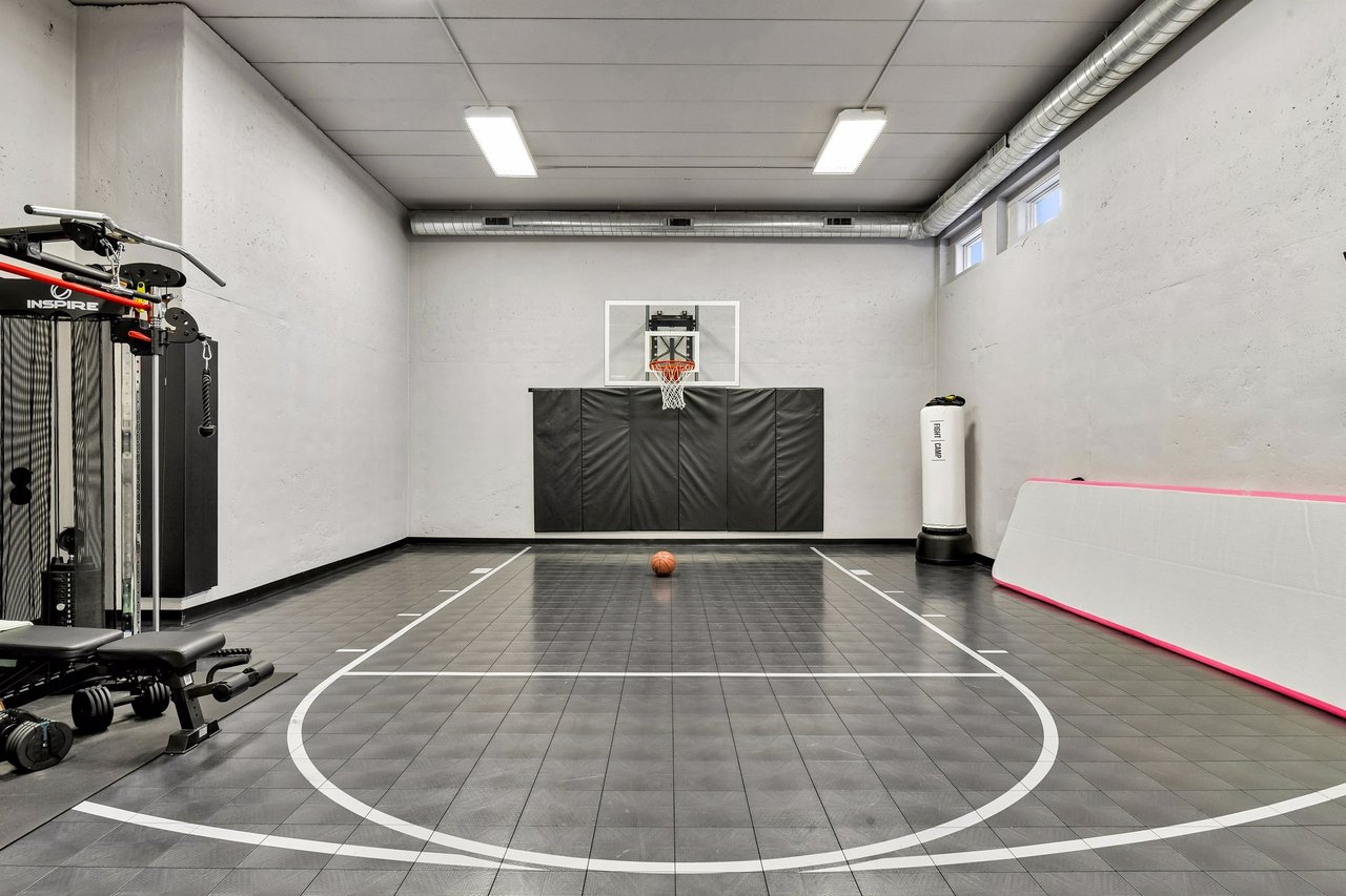 696 Woodland Hill Court, Medina